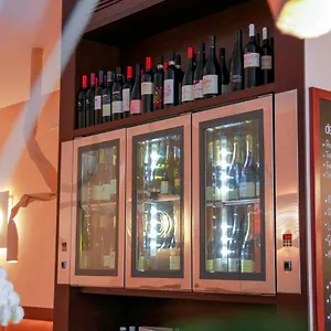 https://locanda-mezzosale.hotelinveneto.com