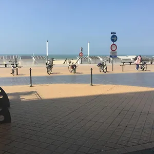 https://studio-hippique.ostend-hotel.net