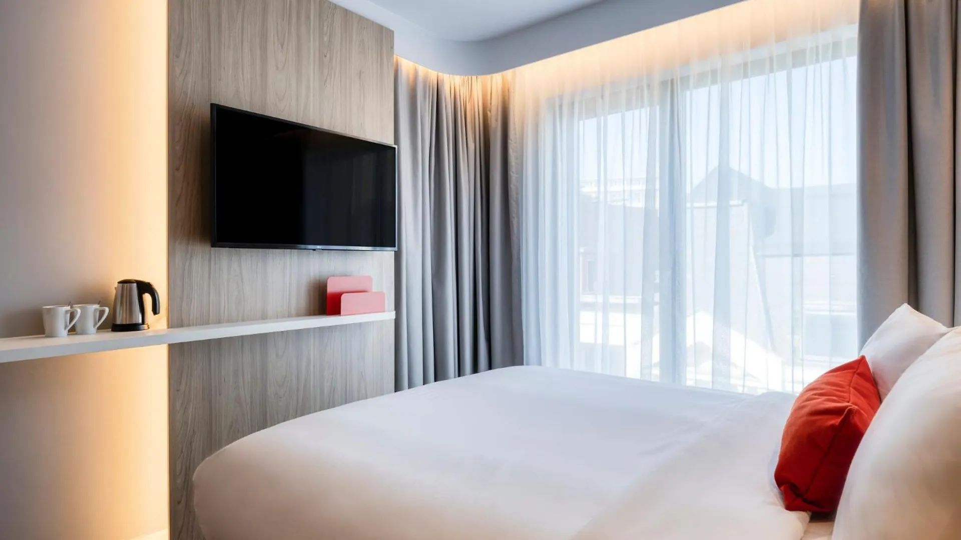 Holiday Inn Express Antwerp - City Centre By Ihg Ξενοδοχείο